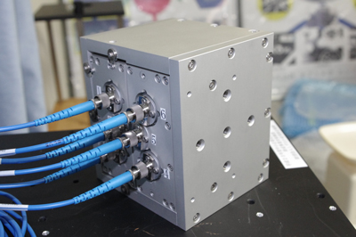 マルチファイバーコリメータ